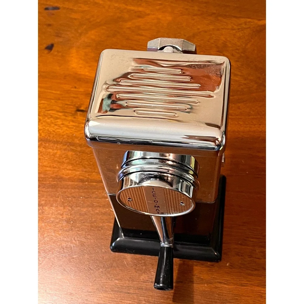 Vintage Ice-O-Mat Hand Crank Ice Crusher Retro‎ Barware Black Chrome